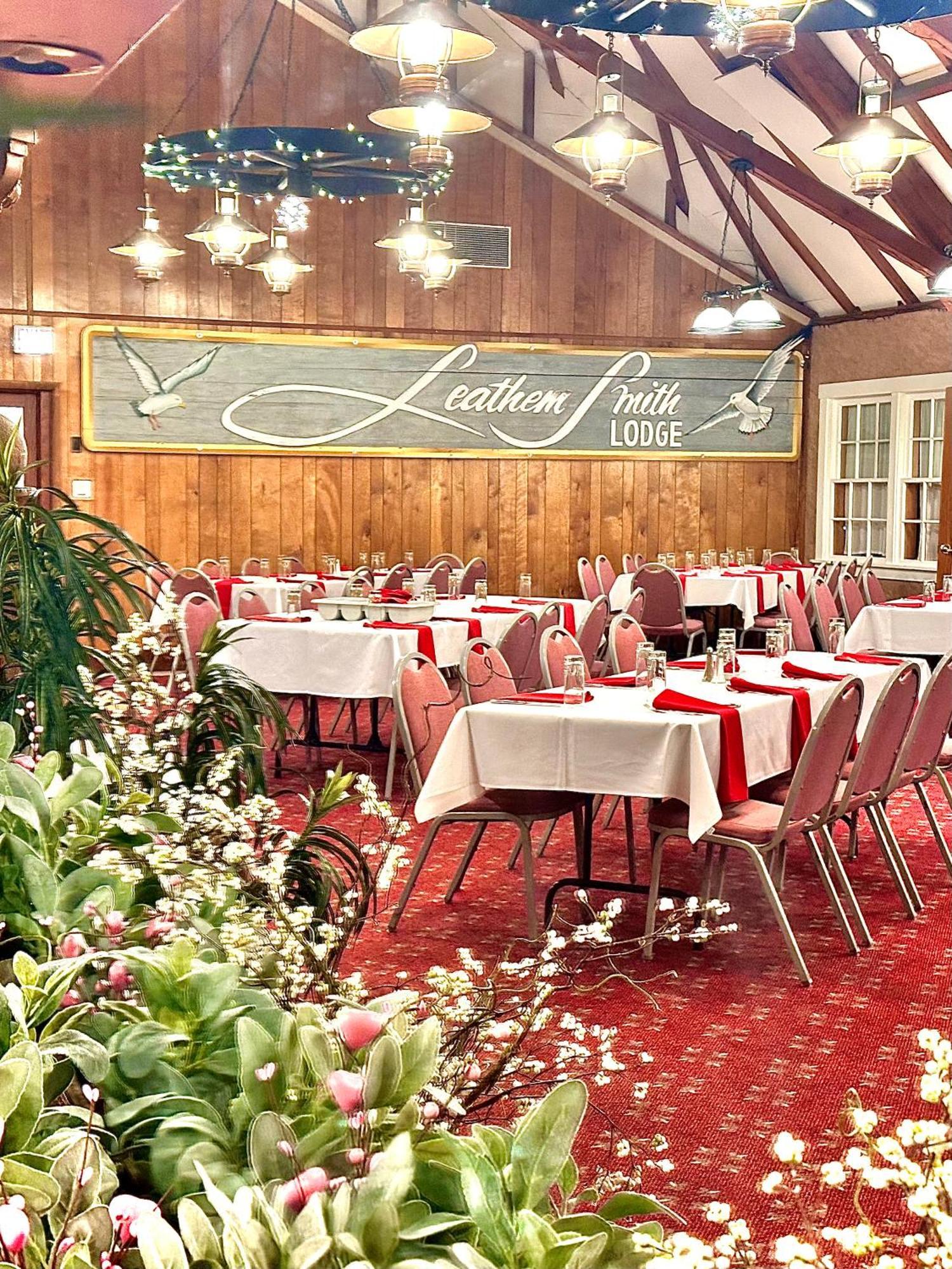 The Lodge At Leathem Smith Sturgeon Bay Exterior foto